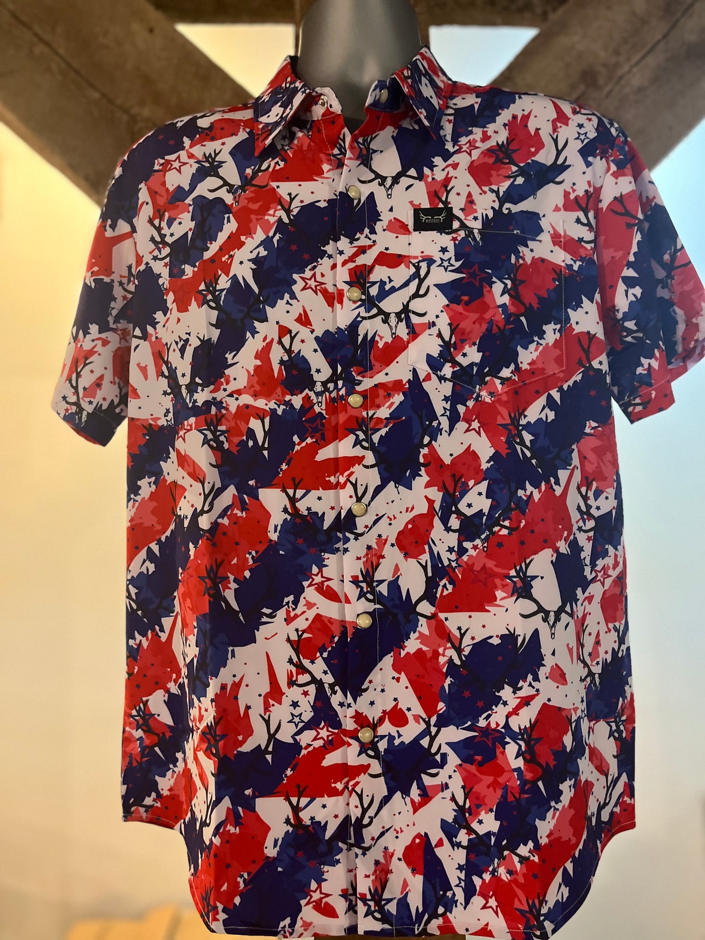 Stars and Tines Pearly Snap